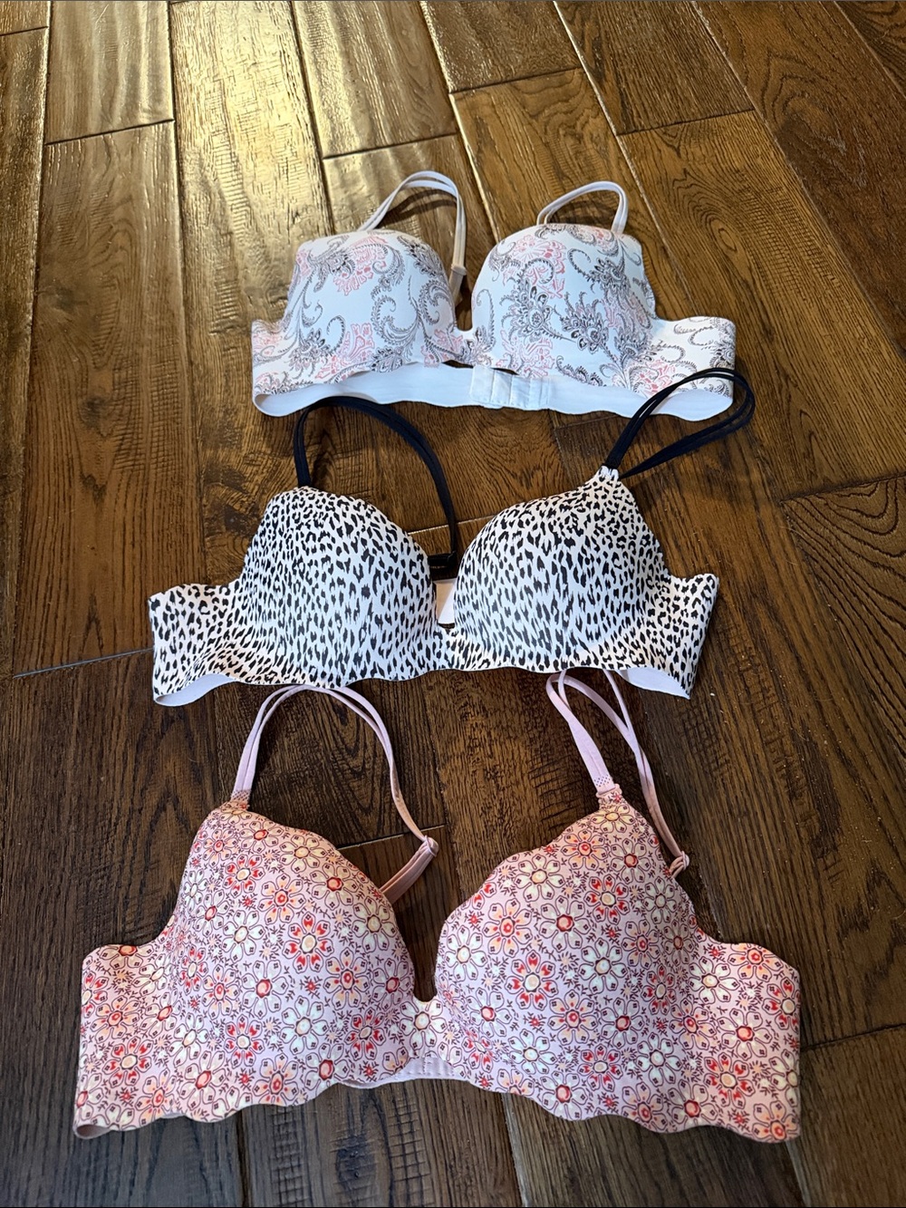 VICTORIA SECRET SECRET EMBRACE PUSH-UP BRAS BUNDLE OF 3 SIZE 36A